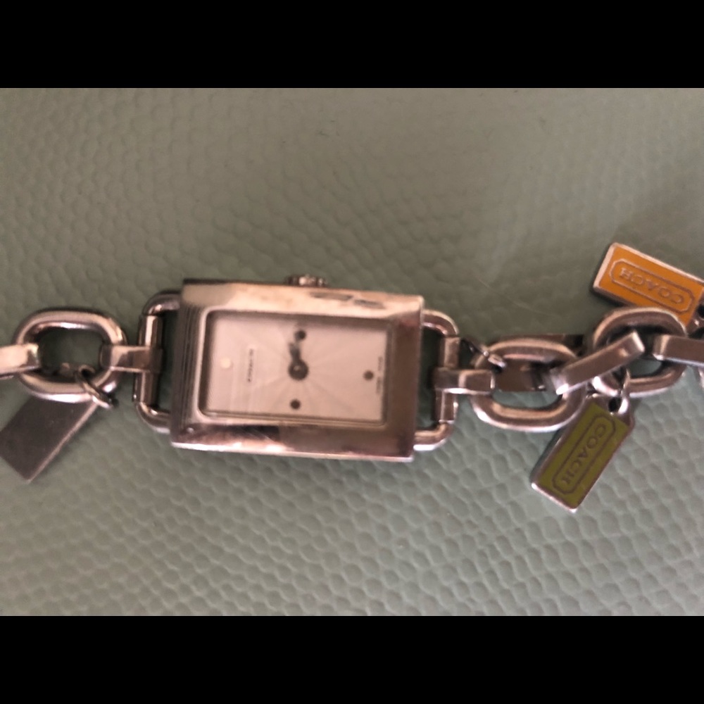 Coach Watch - Picture 2 of 2